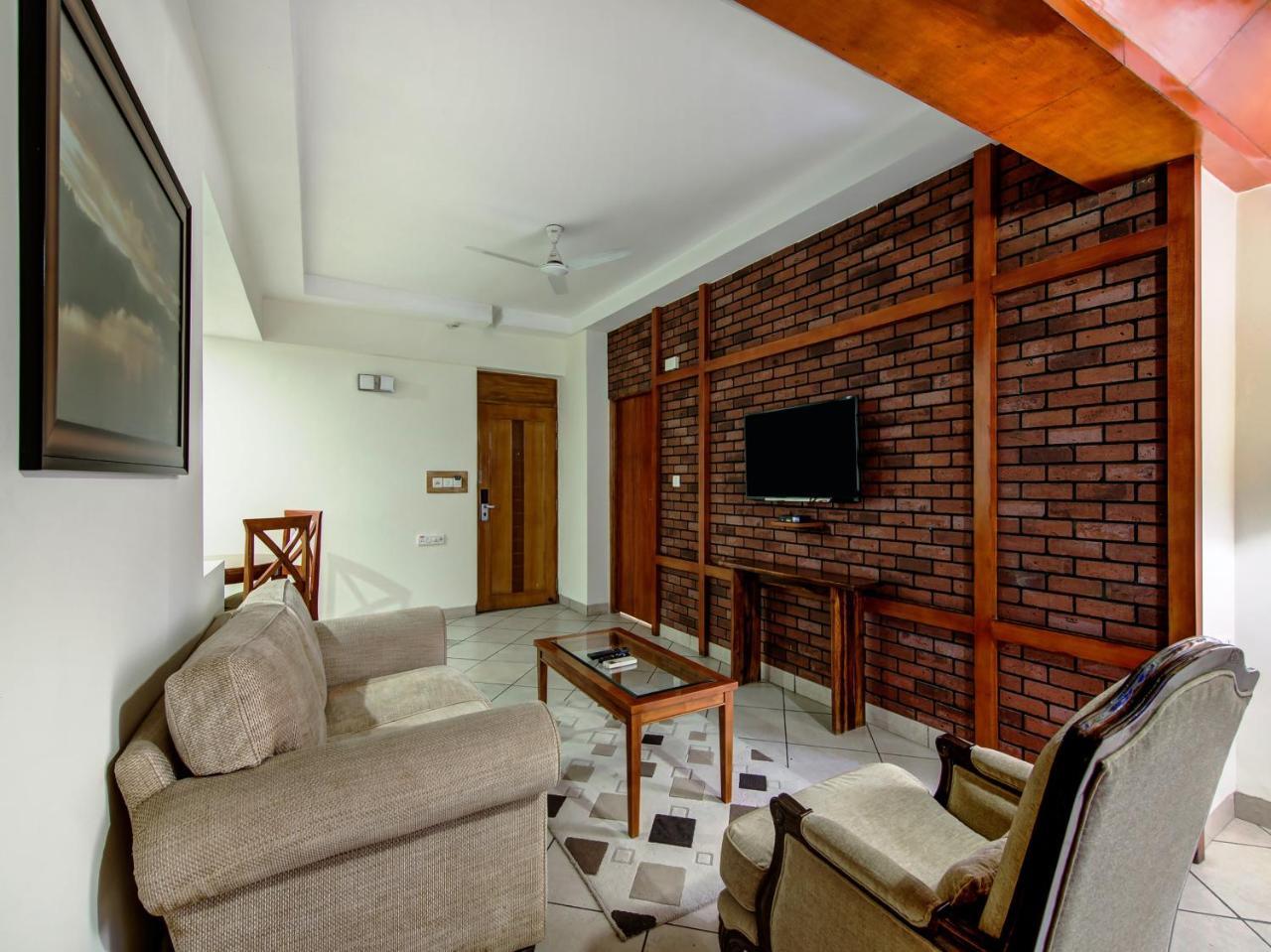 Sai Vishram Business Hotel Бангалор Экстерьер фото
