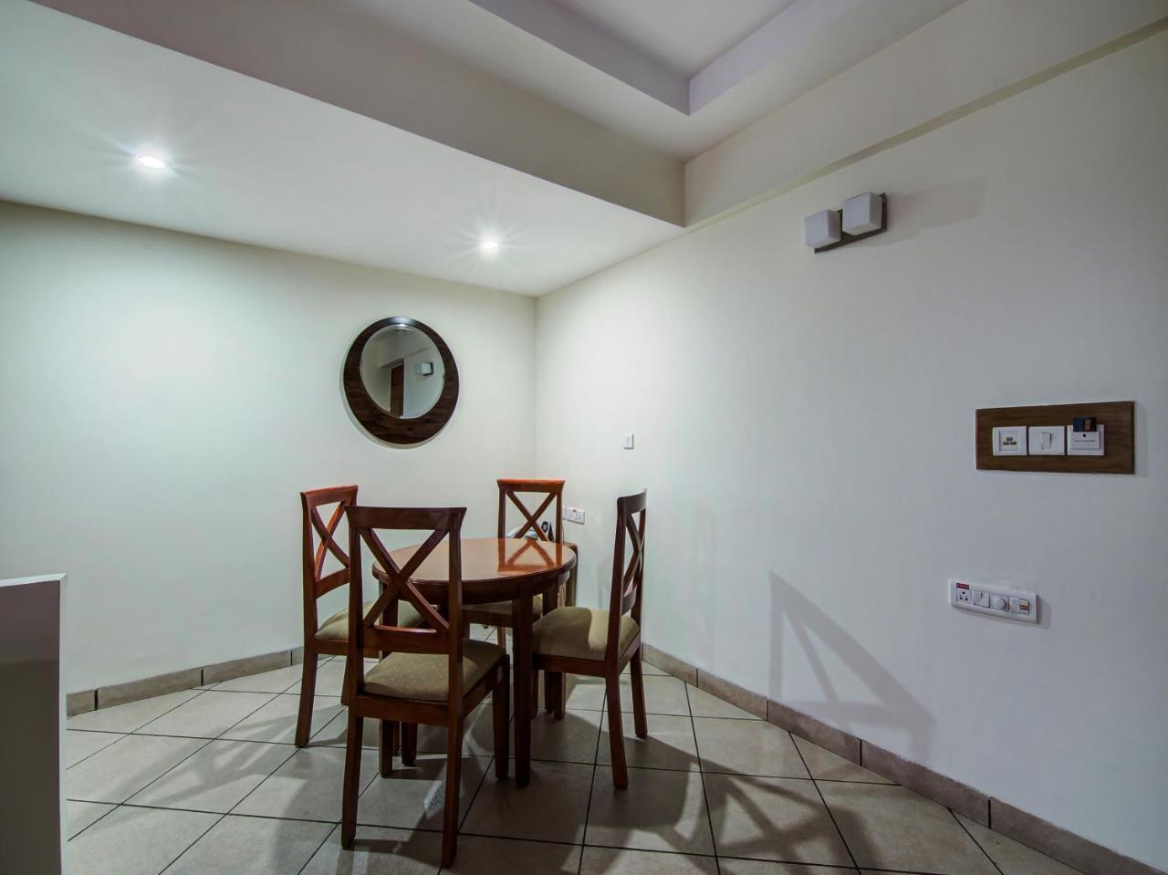 Sai Vishram Business Hotel Бангалор Экстерьер фото
